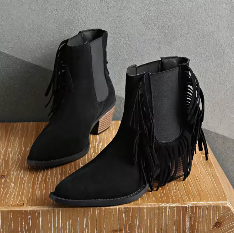 THE ELAYNE BOOTS