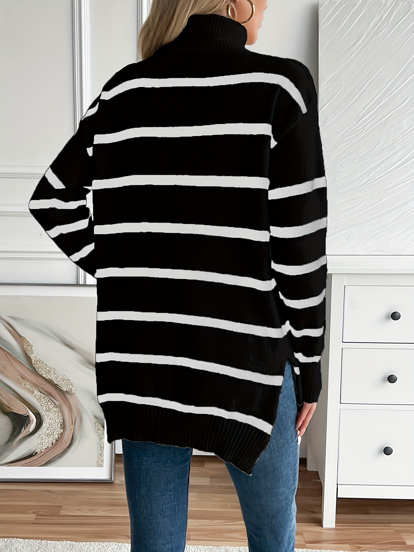 THE STRIPED SWEATER