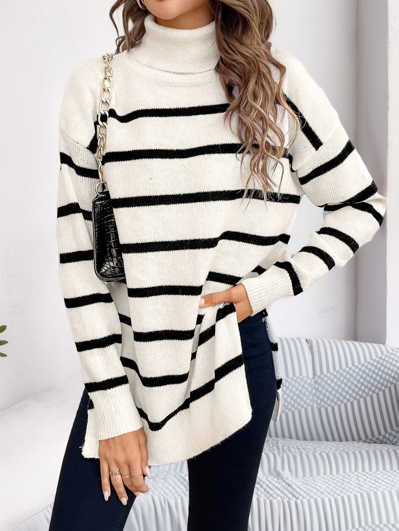 THE STRIPED SWEATER