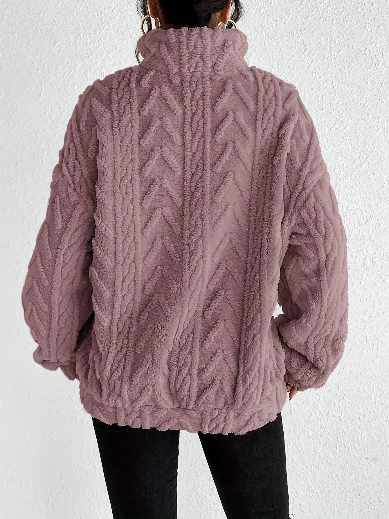 THE FLEECE SWEATER