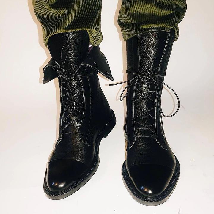 THE VANYA BOOTS