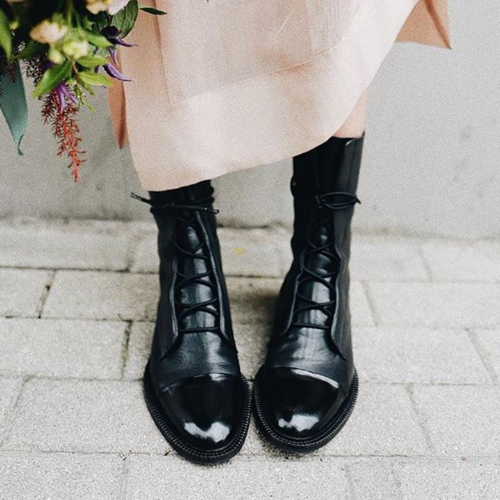 THE VANYA BOOTS
