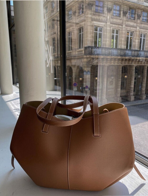 THE VIENNA BAG