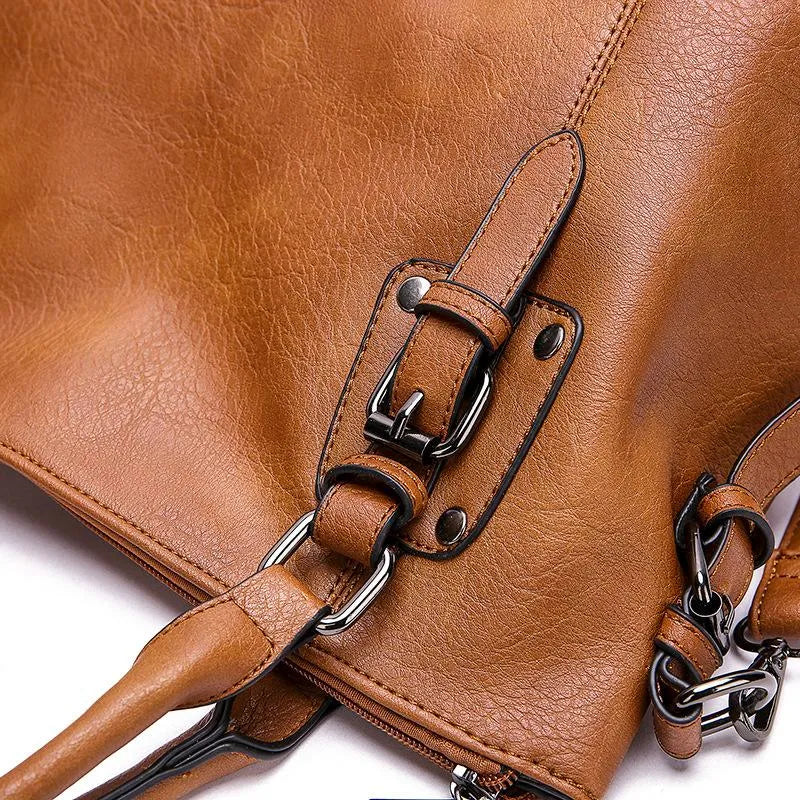 THE SIGNATURE BAG