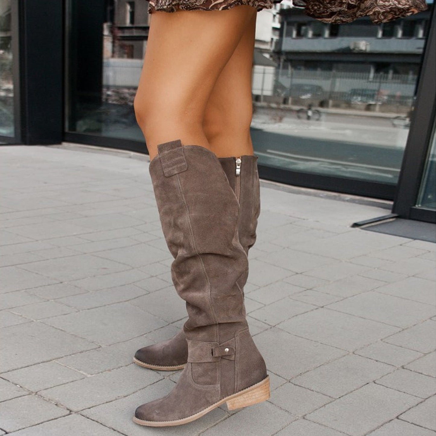 THE ÉVRA BOOTS
