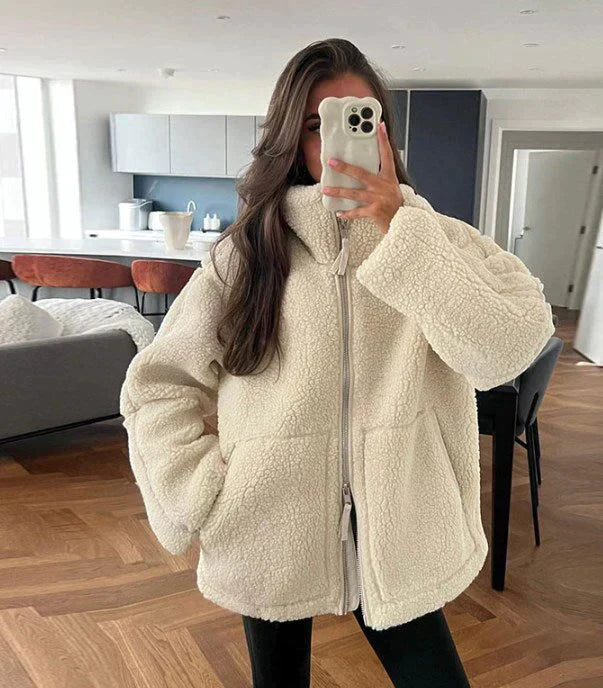 THE BELORA COAT